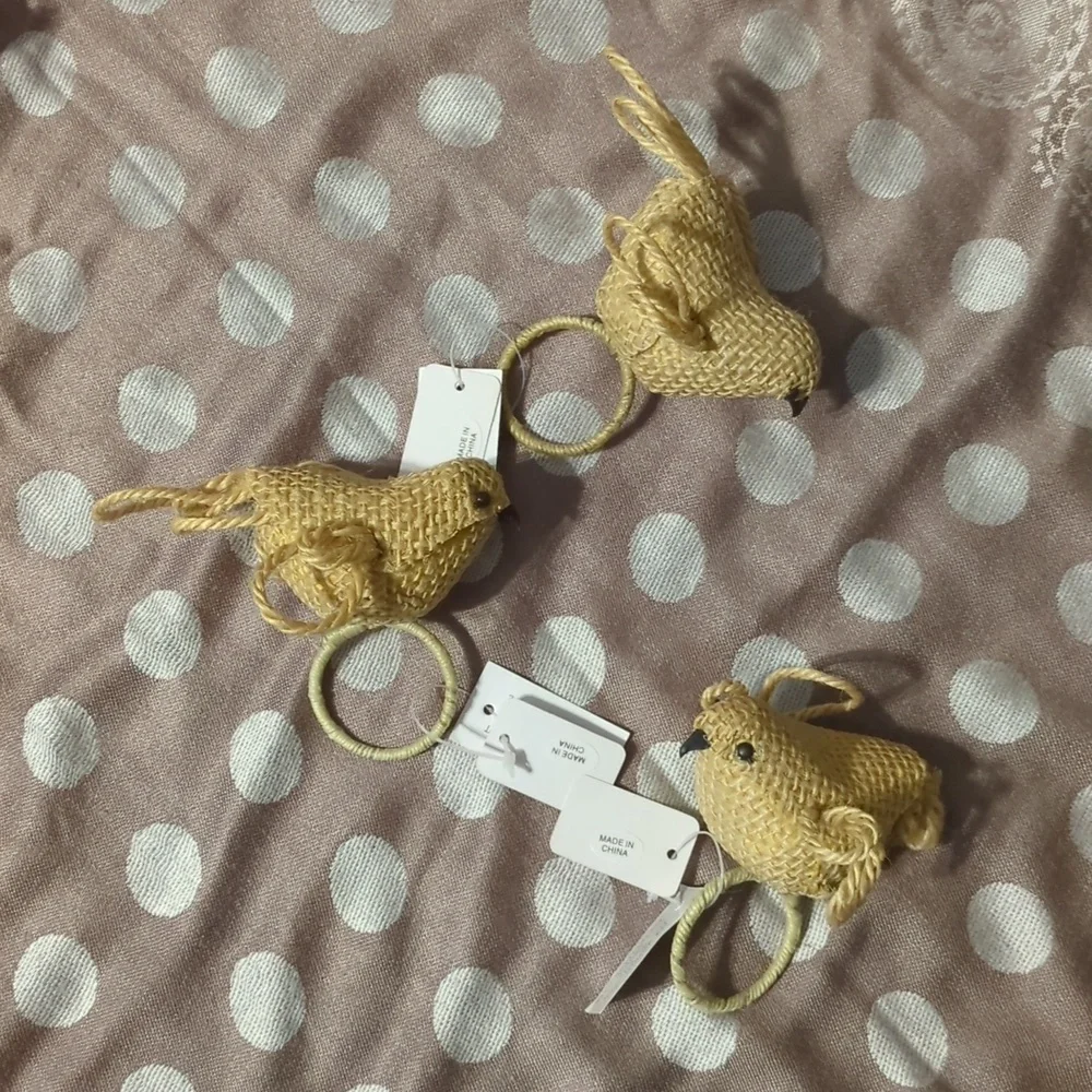 Pier 1 Imports natural fiber bird napkin rings set of 3 NWT tan rustic